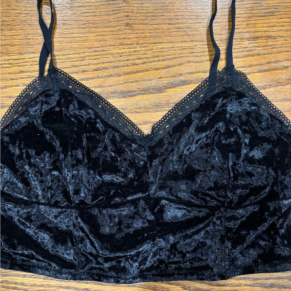 flirtitude Black Velvet Lace-Trim Bralette